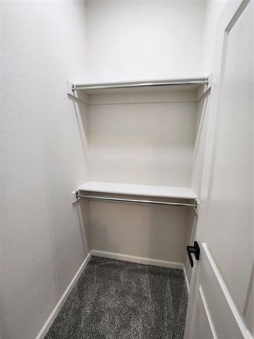 11705 NW 102nd Street, Yukon, OK 73099