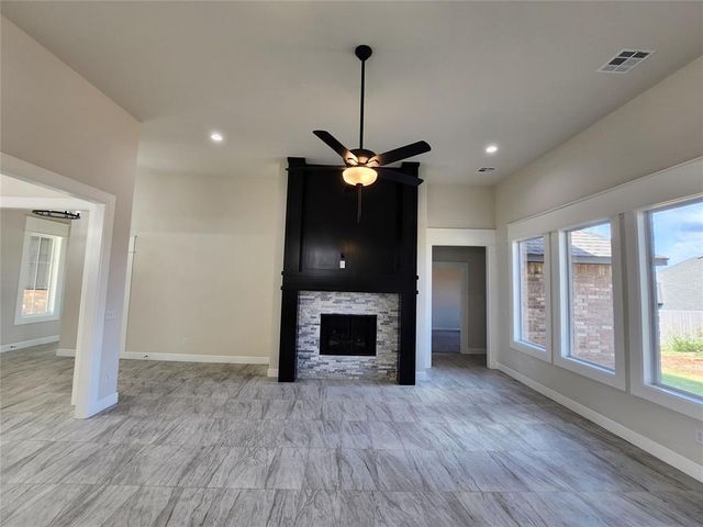 11705 NW 102nd Street, Yukon, OK 73099