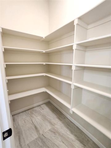 11705 NW 102nd Street, Yukon, OK 73099