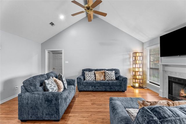 600 Coachlight Court, College Station, TX 77845