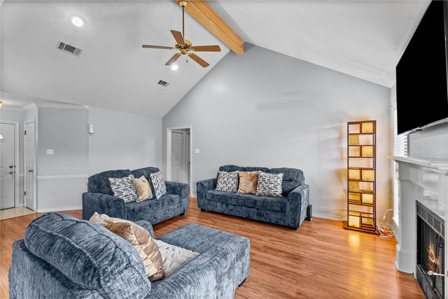 600 Coachlight Court, College Station, TX 77845
