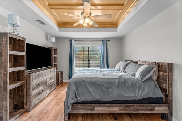 600 Coachlight Court, College Station, TX 77845