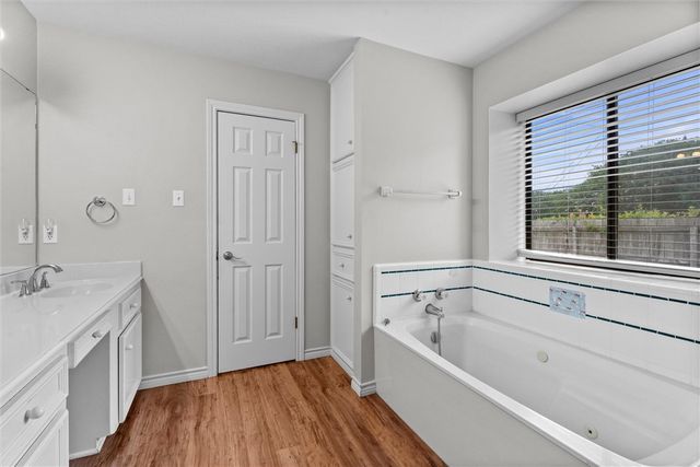 600 Coachlight Court, College Station, TX 77845