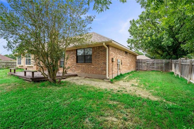 600 Coachlight Court, College Station, TX 77845