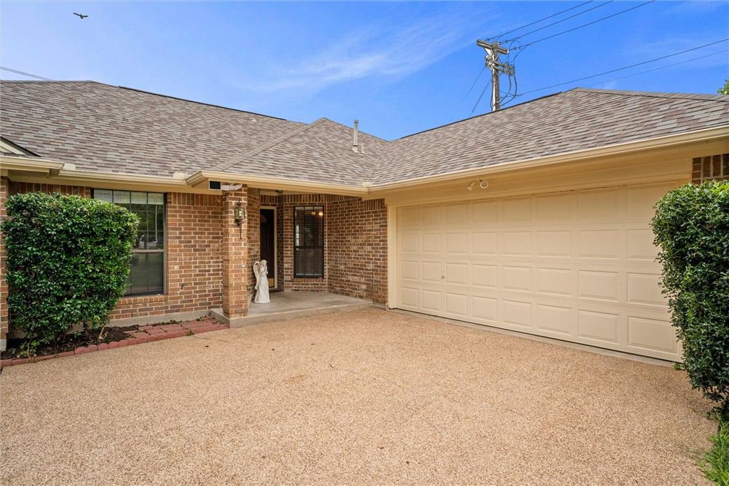 600 Coachlight Court, College Station, TX 77845 — photo 5