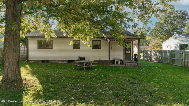 6955 Richard Road, Lansing, MI 48911