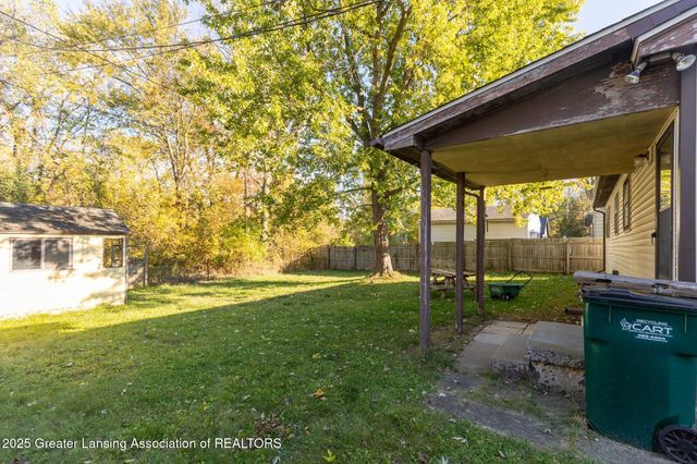 6955 Richard Road, Lansing, MI 48911