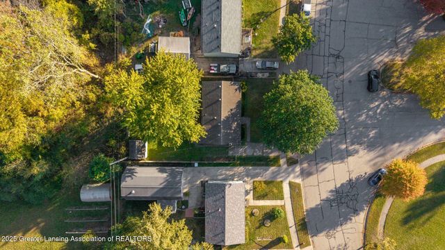 6955 Richard Road, Lansing, MI 48911