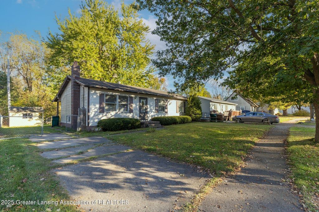 6955 Richard Road, Lansing, MI 48911