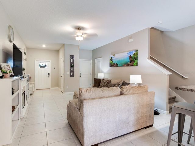 2561 CHARLAN COURT, Holiday, FL 34690