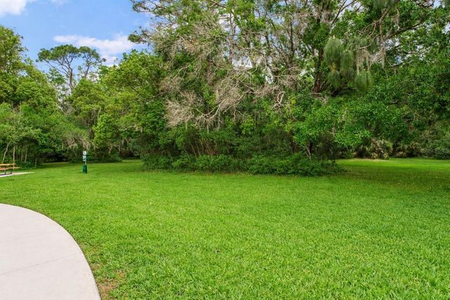 2561 CHARLAN COURT, Holiday, FL 34690