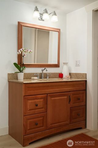 314 NE 56th Street, Seattle, WA 98105