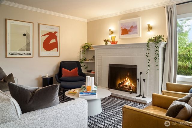 314 NE 56th Street, Seattle, WA 98105