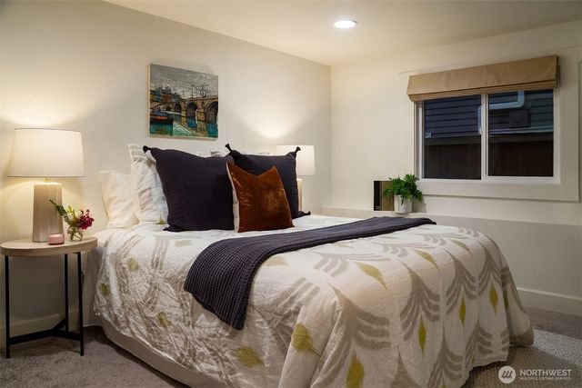 314 NE 56th Street, Seattle, WA 98105