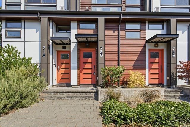 720 N 43rd St, Seattle, WA 98103