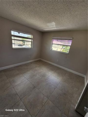 3325 Airport RD N N8, Naples, FL 34105