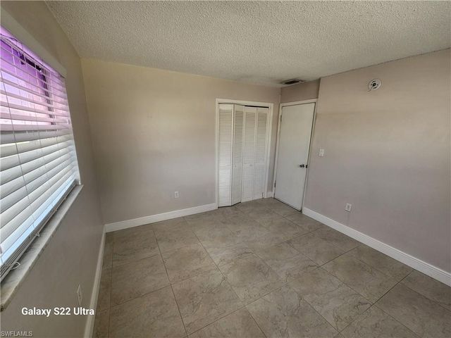 3325 Airport RD N N8, Naples, FL 34105
