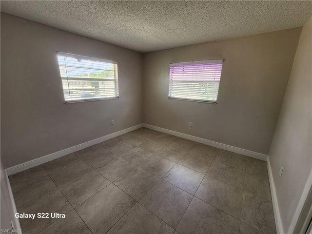 3325 Airport RD N N8, Naples, FL 34105