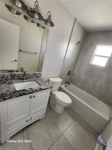 3325 Airport RD N N8, Naples, FL 34105