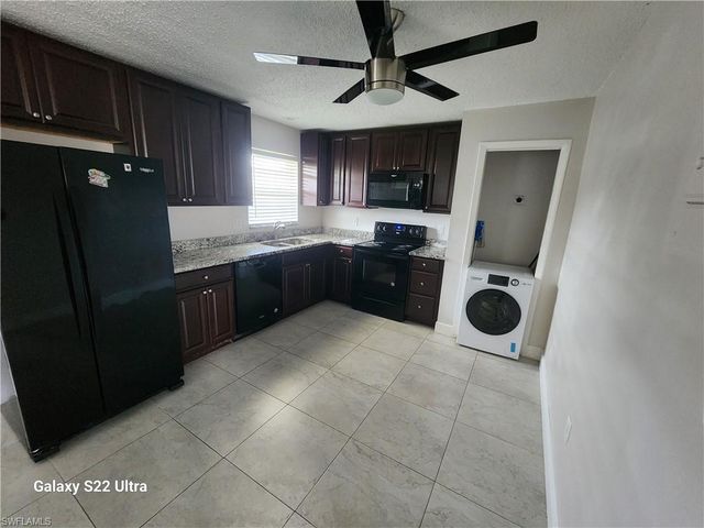 3325 Airport RD N N8, Naples, FL 34105