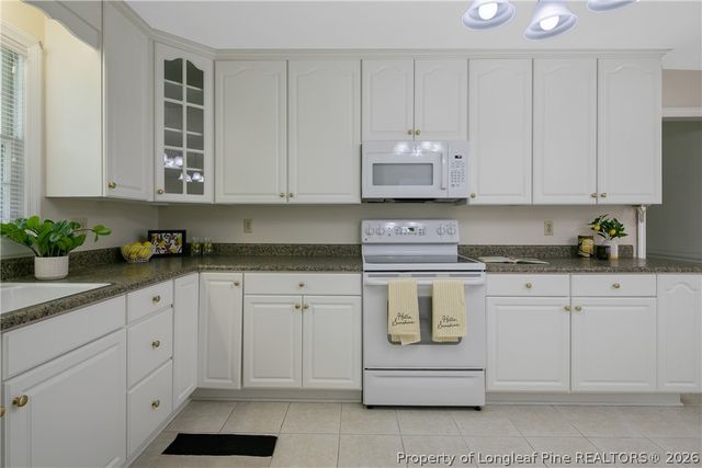 225 Vivian Drive, Fayetteville, NC 28311