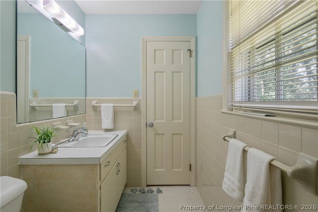 225 Vivian Drive, Fayetteville, NC 28311