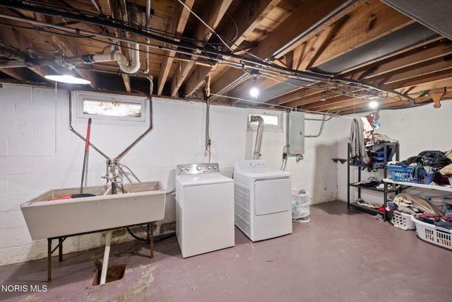 3536 Wyckliffe Parkway, Toledo, OH 43606