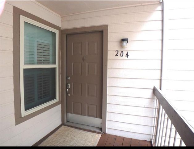 204E Lakeview Terrace, Conroe, TX 77356