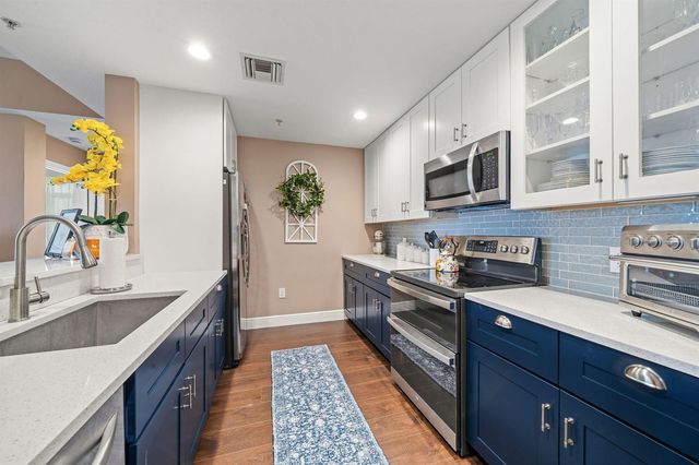 1203 Town Center Drive 313, Jupiter, FL 33458