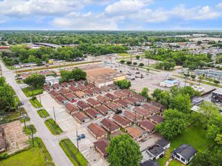 5716 Pickfair Street 1-13, Houston, TX 77026