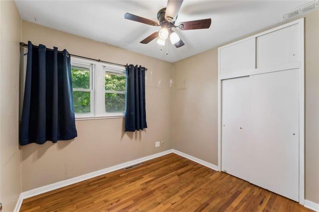 2400 Woodend Avenue, Kansas City, KS 66106