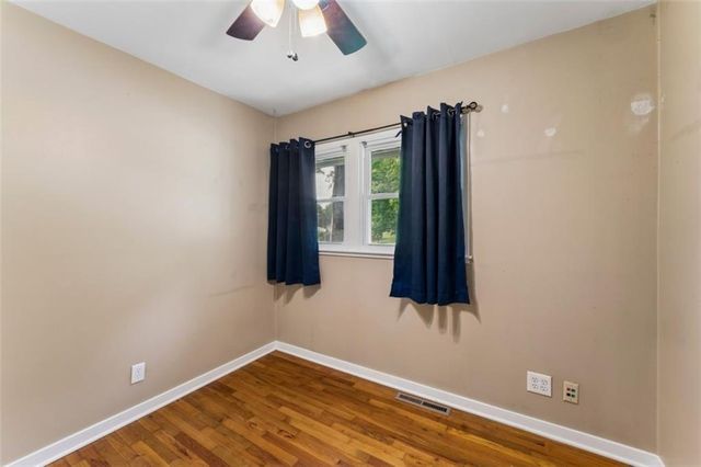 2400 Woodend Avenue, Kansas City, KS 66106