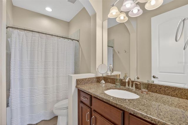 7959 HAMPTON LAKE DRIVE, Tampa, FL 33647