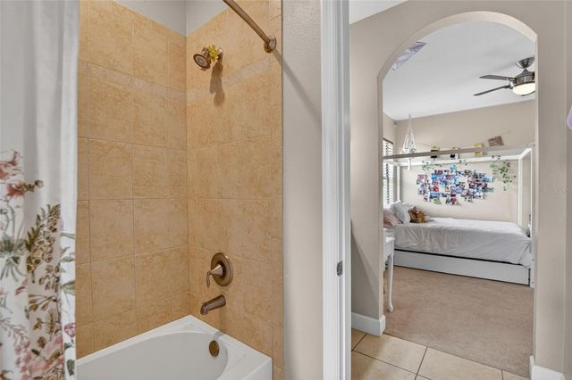 7959 HAMPTON LAKE DRIVE, Tampa, FL 33647