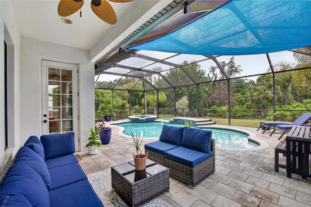 Image 59 of property listing at 7959 HAMPTON LAKE DRIVE, Tampa, FL 33647