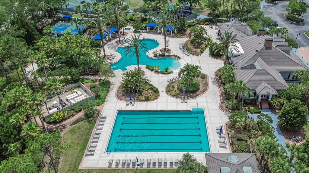 Image 79 of property listing at 7959 HAMPTON LAKE DRIVE, Tampa, FL 33647