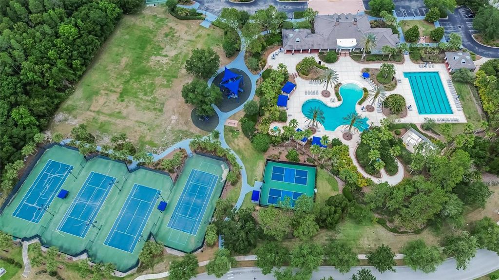Image 82 of property listing at 7959 HAMPTON LAKE DRIVE, Tampa, FL 33647