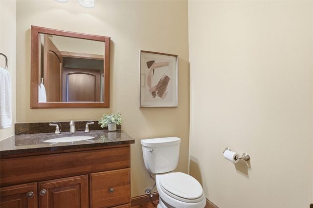 245 Auburn East Ln, Coralville, IA 52241