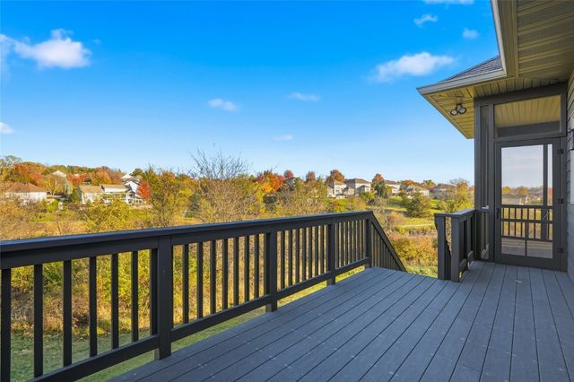 245 Auburn East Ln, Coralville, IA 52241