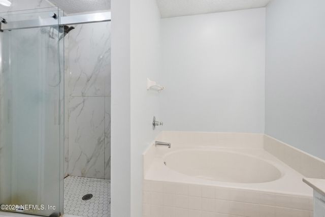 6849 RIDGEVIEW Avenue, Jacksonville, FL 32244
