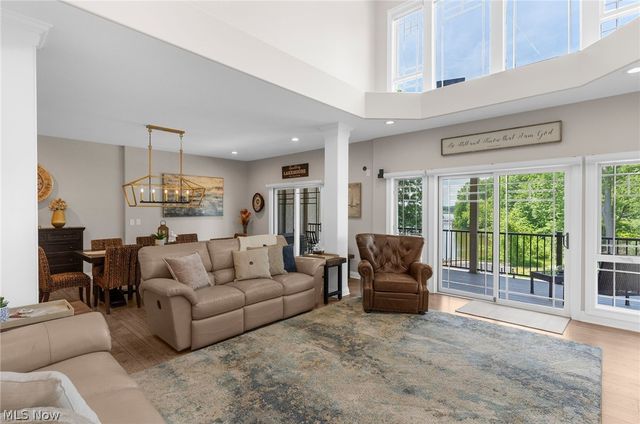 558 Bayshore Boulevard, Lake Milton, OH 44429