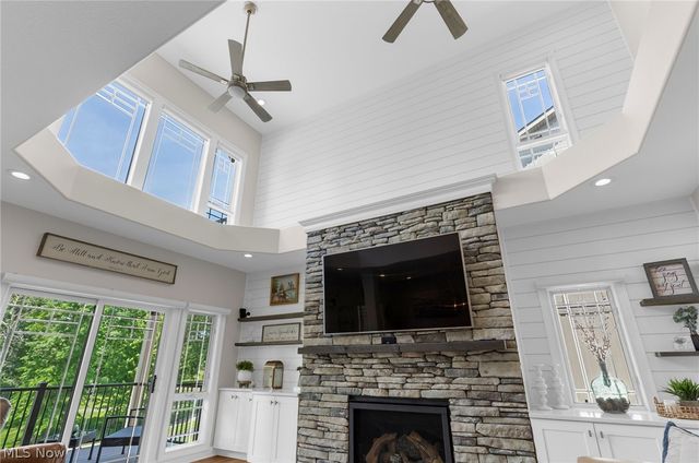 558 Bayshore Boulevard, Lake Milton, OH 44429