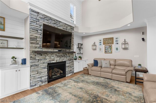558 Bayshore Boulevard, Lake Milton, OH 44429