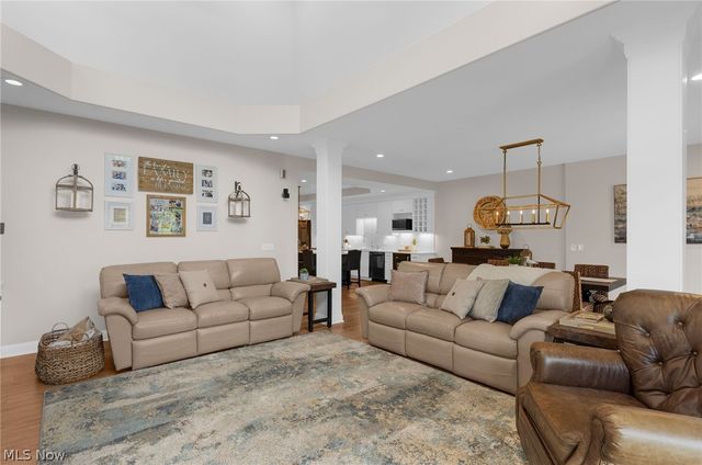 558 Bayshore Boulevard, Lake Milton, OH 44429