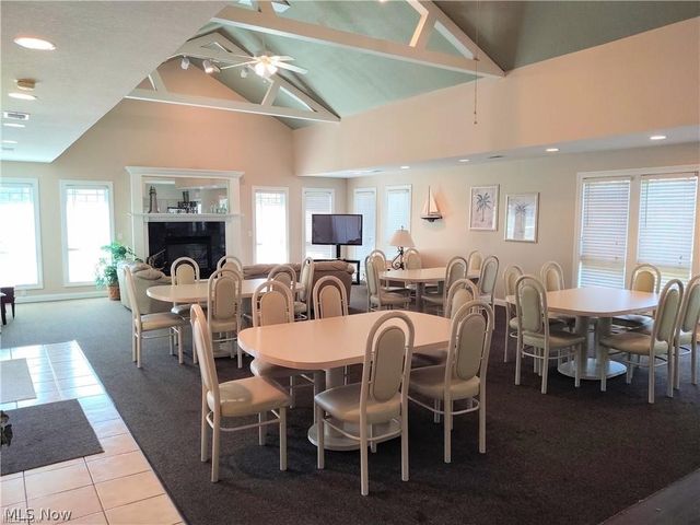 558 Bayshore Boulevard, Lake Milton, OH 44429