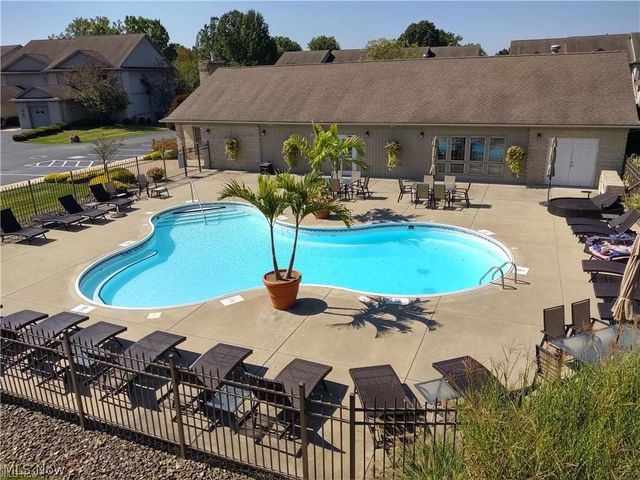 558 Bayshore Boulevard, Lake Milton, OH 44429