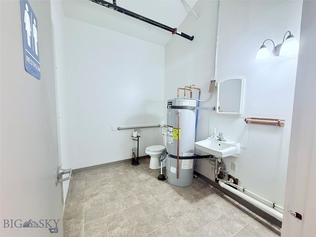 20900 Frontage Road B-Mezz, Belgrade, MT 59714 photo 10