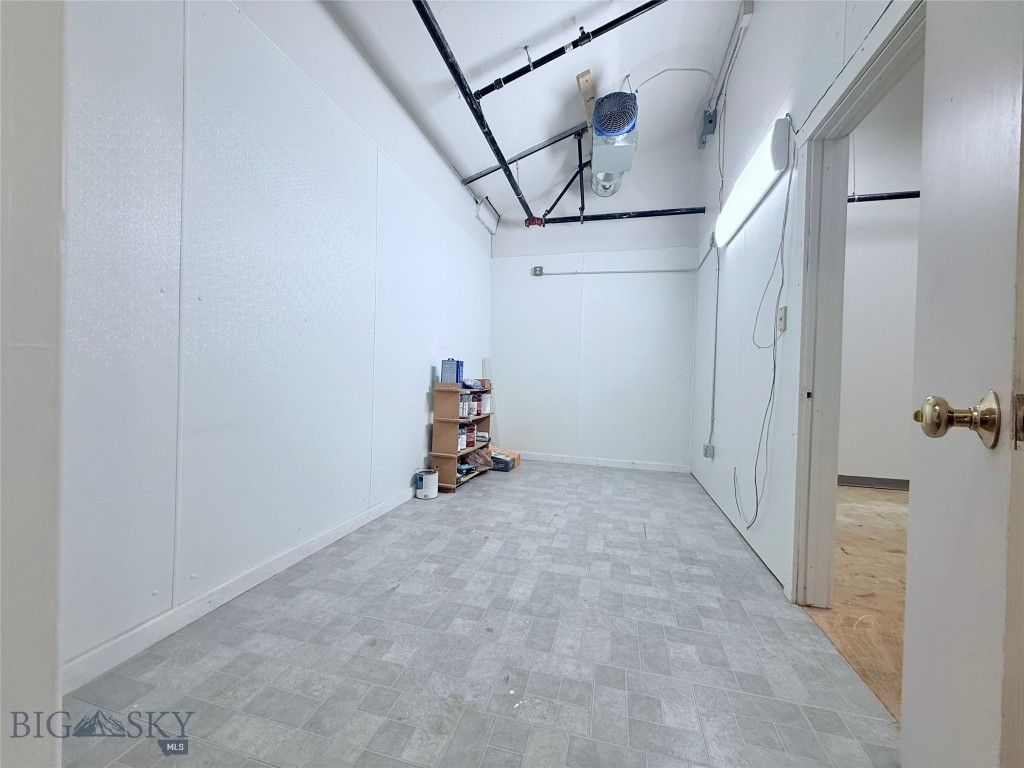 20900 Frontage Road B-Mezz, Belgrade, MT 59714 photo 6