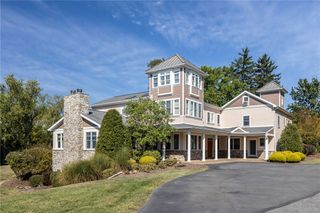 964 Thorn Run Rd, Moon/crescent Twp, PA 15108