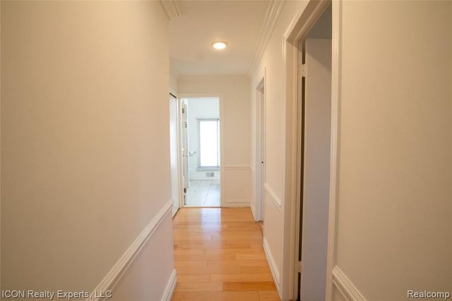 2238 Nadine Drive, Sterling Heights, MI 48310